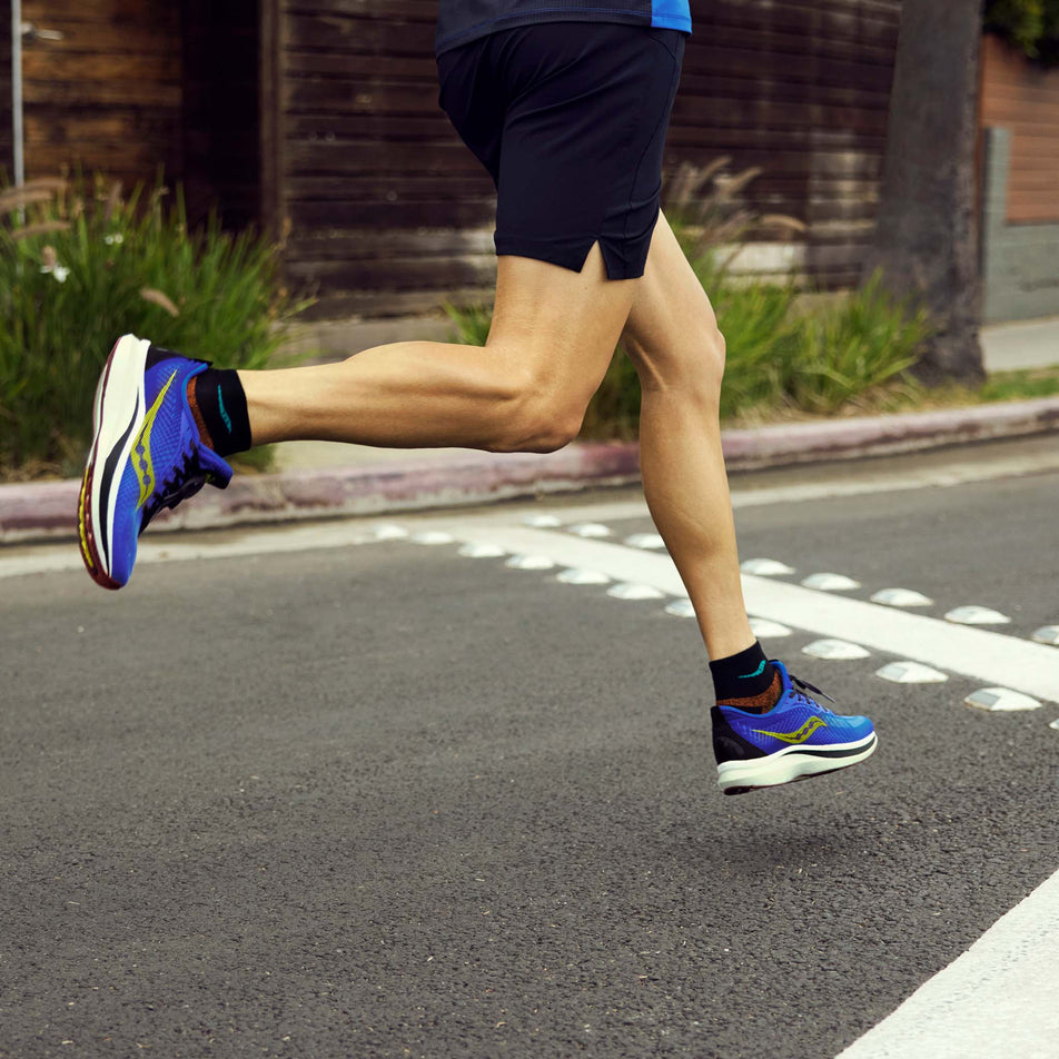 Saucony | Men's Endorphin Speed 2 Running Shoes (7271797784738)