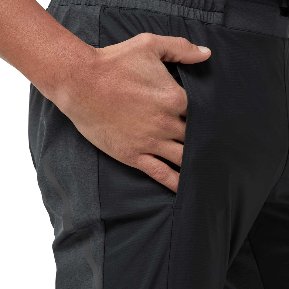 Side Pocket View of Men's On Running Pants (6910476877986)