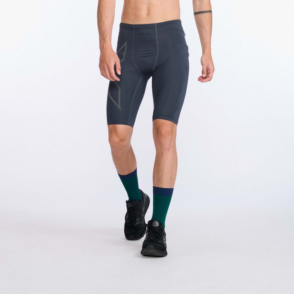 Front view of men's 2xu light speed compression shorts in blue (7490520285346)
