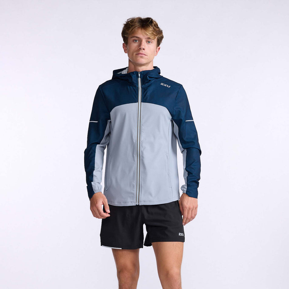 Front view of a model wearing a 2XU Men's Aero Jacket (7778521153698)