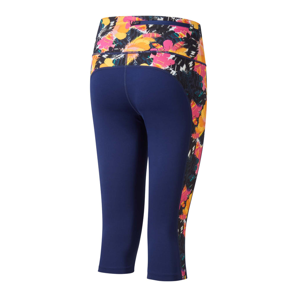Behind view of women's ronhill life capri (7306434347170)