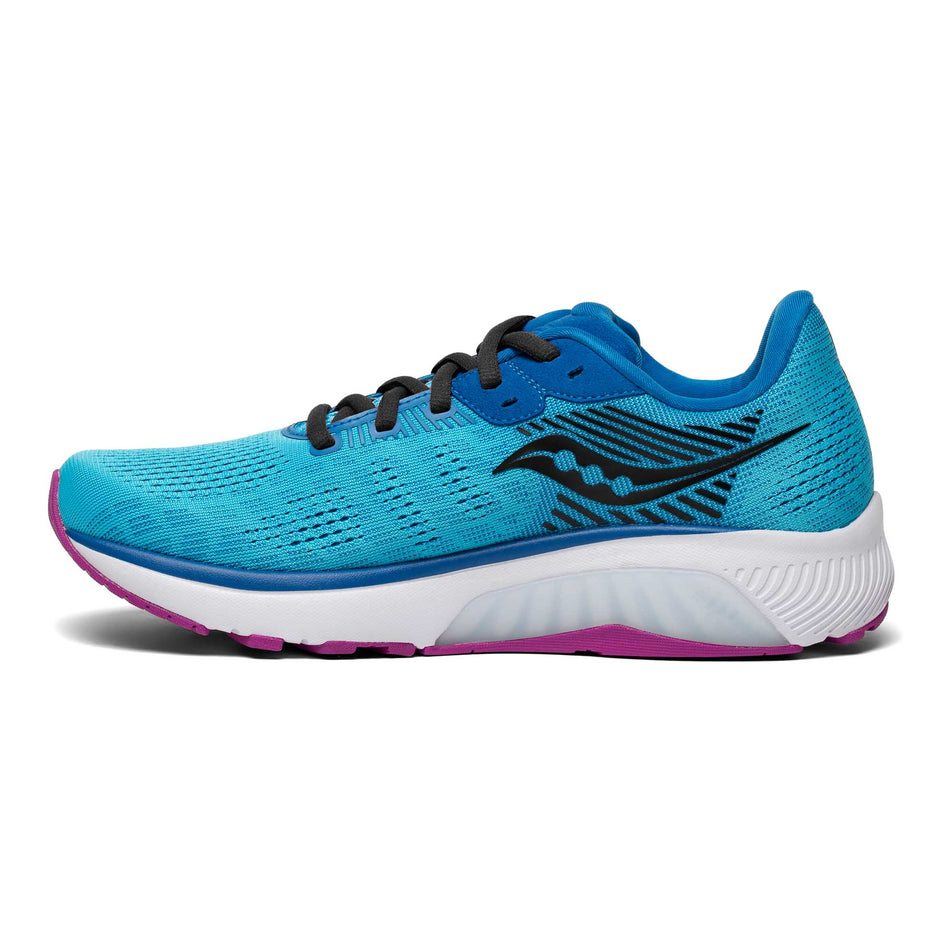 Medial view of women's Guide 14 running shoe. (6890849566882)