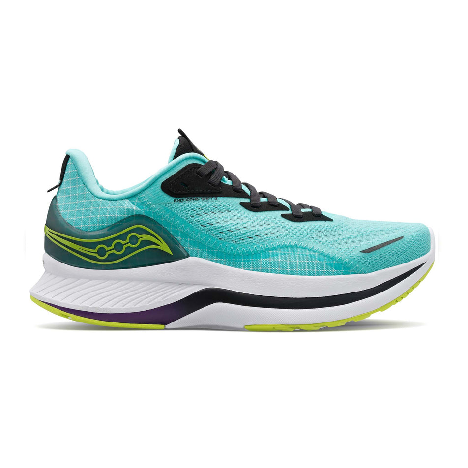 Lateral view of women's saucony endorphin shift 2 running shoes (7271920140450)