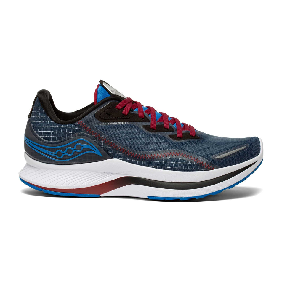 Lateral view of men's Saucony Endorphin Shift 2 running shoe (6890536501410)