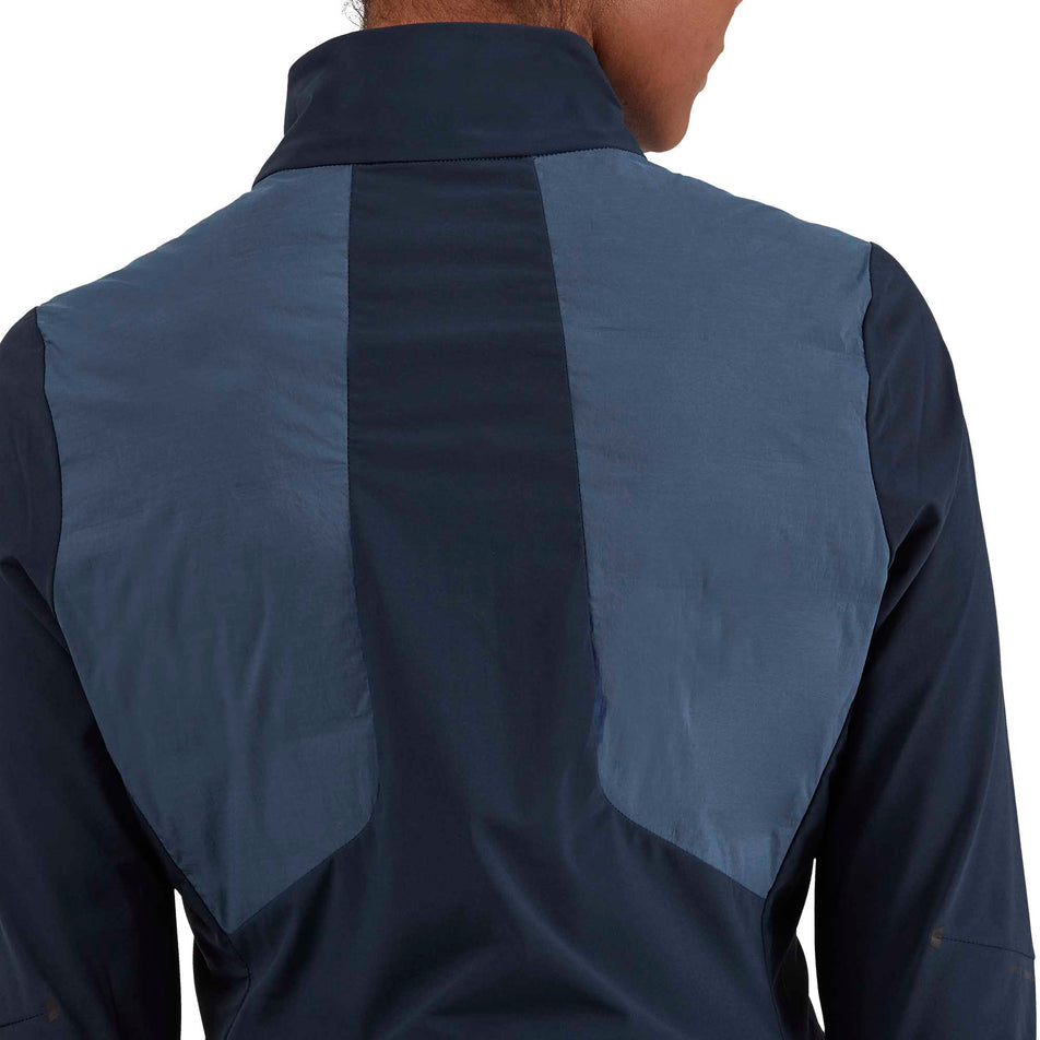 Behind view of women's on climate jacket (6910435360930)