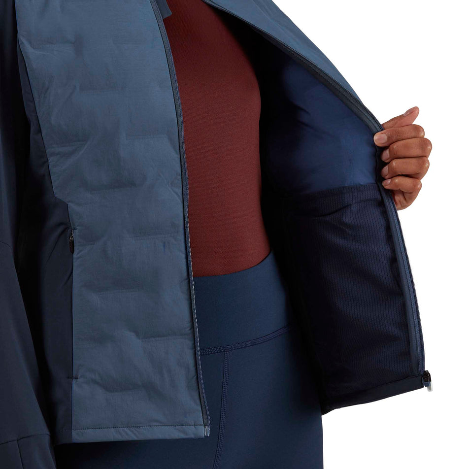 Inner view of women's on climate jacket (6910435360930)