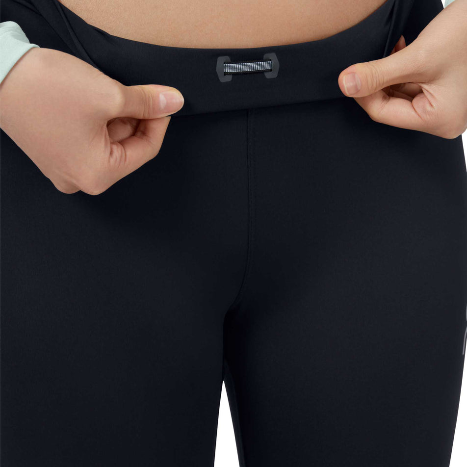 Waistband View of Women's On Tights Long 2.0 (6910413275298)