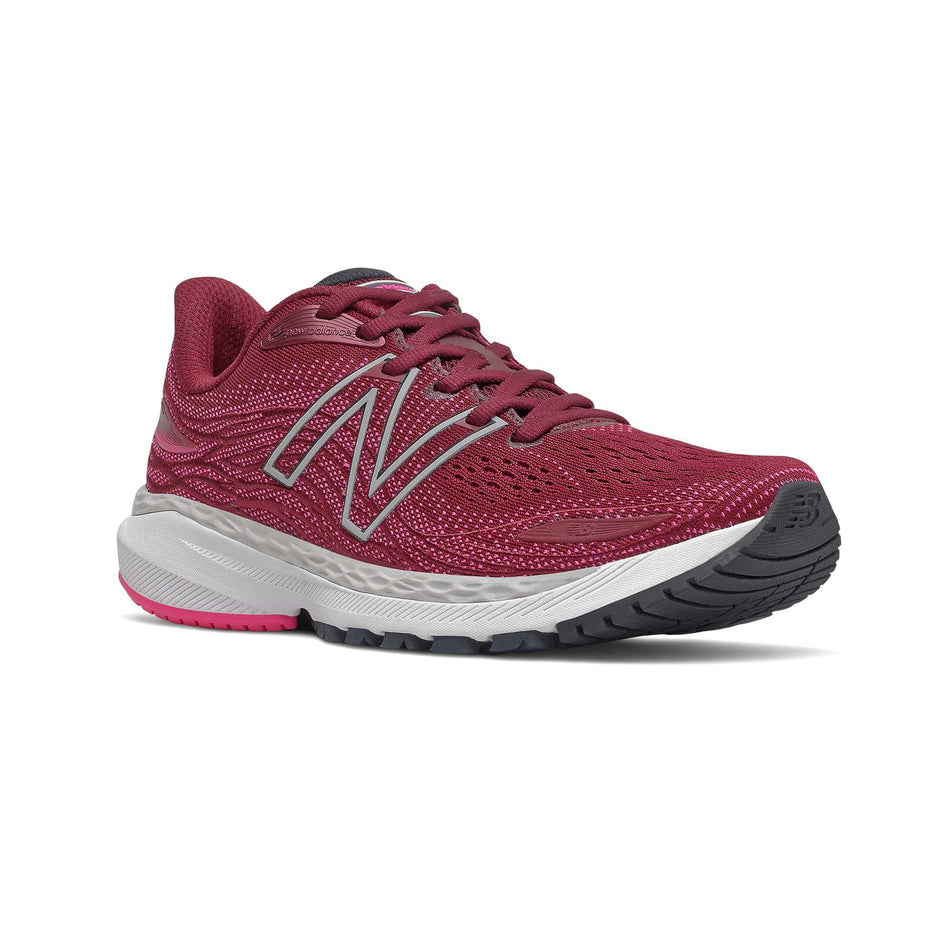 Lateral view of the right shoe from a pair of women's New Balance Fresh Foam 860v12 Running Shoes (7416979226786)