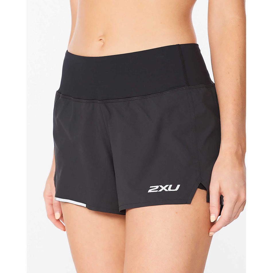 Front of 2XU Aero 2-in1 3 Inch Shorts (6918241157282)