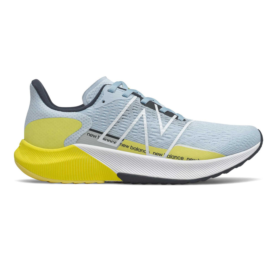 The right shoe from a pair of women's New Balance Fuelcell Propel v2 (6897473093794)